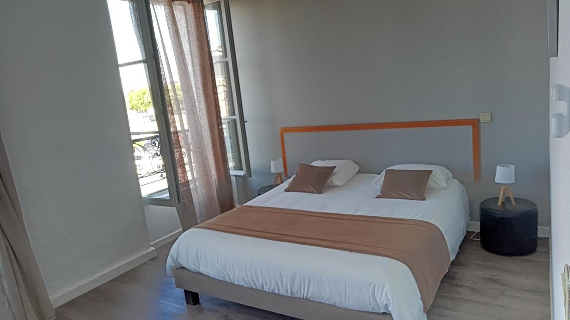 Hôtel de France Vatan Extérieur photo